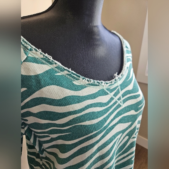 Maison Scotch scoop neck sweater size 3 (M/L) - Picture 2 of 4